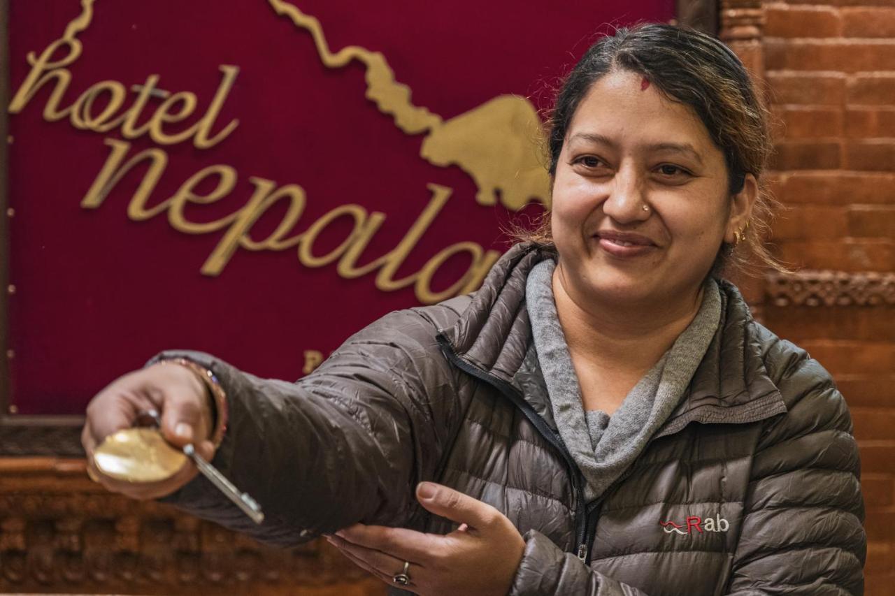Hotel Nepalaya Катманду Экстерьер фото