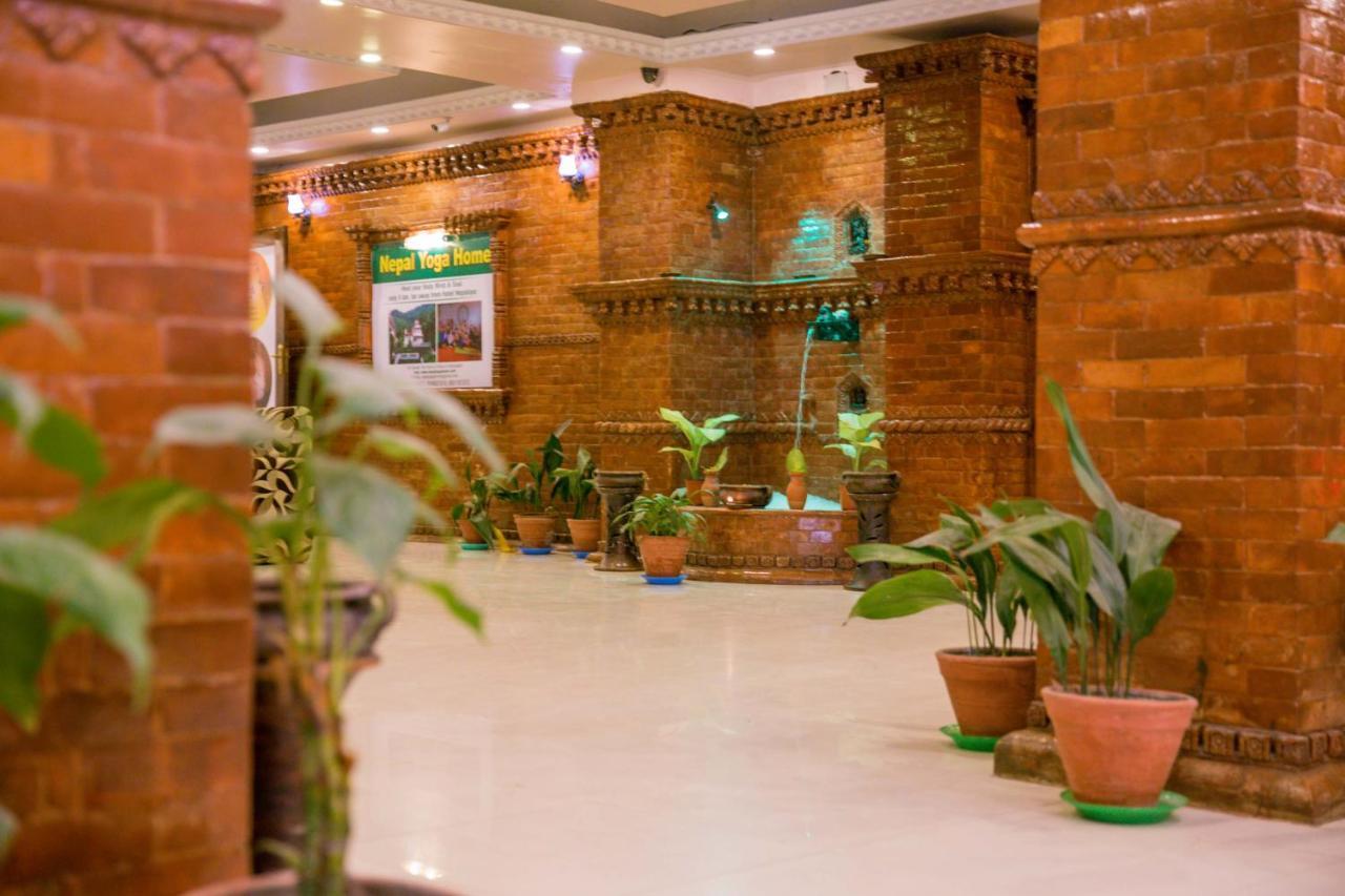Hotel Nepalaya Катманду Экстерьер фото